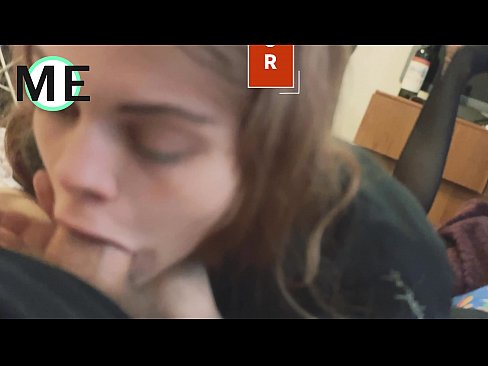 ❤️ Garganta, meia-calça rasgada e calcanhar rasgado é agradável de conhecer ☑ Porno em nós pt.teenactivewear.ru ️❤